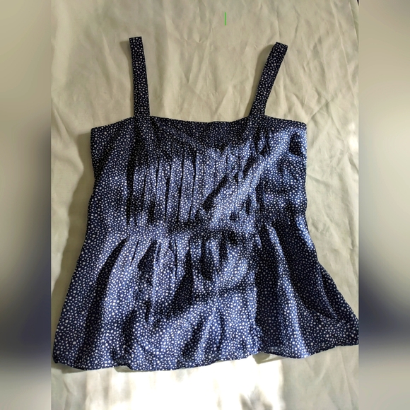 Gap Cami Swing Top - Picture 4 of 9